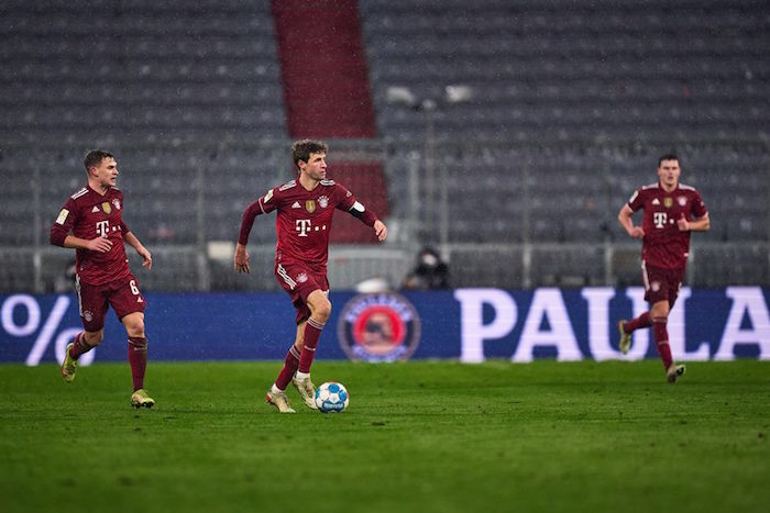 Lewandowski lập công, Bayern vẫn ôm hận trước M’gladbach - Bóng Đá