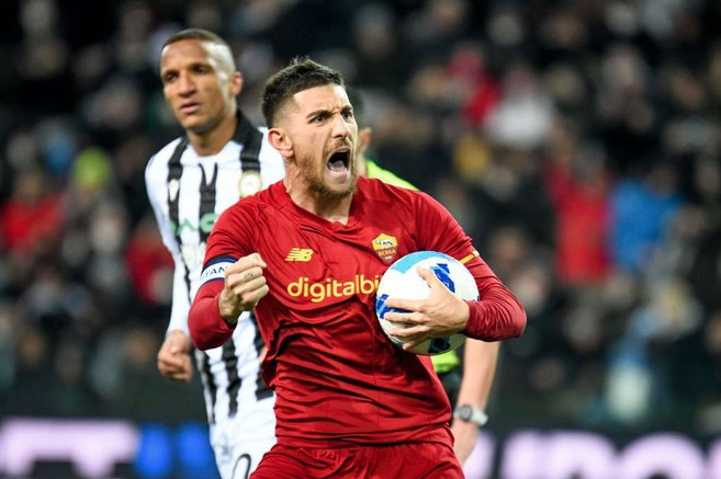 Roma suýt thua trong ngày Mourinho trở lại - Bóng Đá