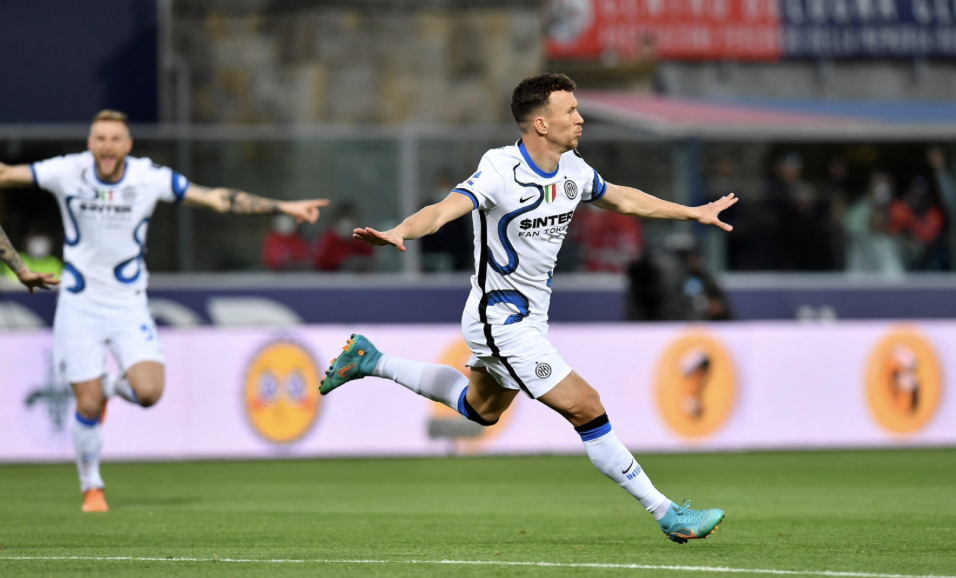 Sai lầm của thủ môn khiến Inter tụt lại trong cuộc đua vô địch - Bóng Đá