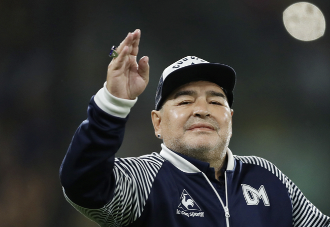8 bác sĩ chăm sóc Maradona bị buộc tội mưu sát - Bóng Đá