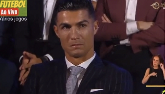 Ronaldo gặp sự cố trên truyền hình Bồ Đào Nha - Bóng Đá
