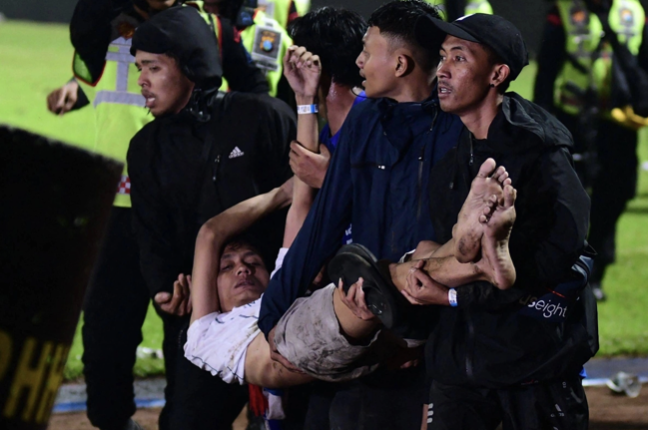 FIFA không trừng phạt bóng đá Indonesia sau vụ bạo loạn - Bóng Đá