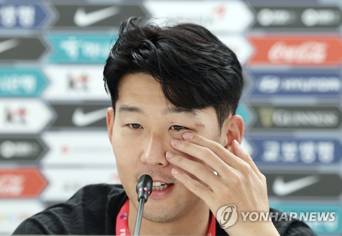 Son Heung-min: Tôi chưa dám đánh đầu - Bóng Đá