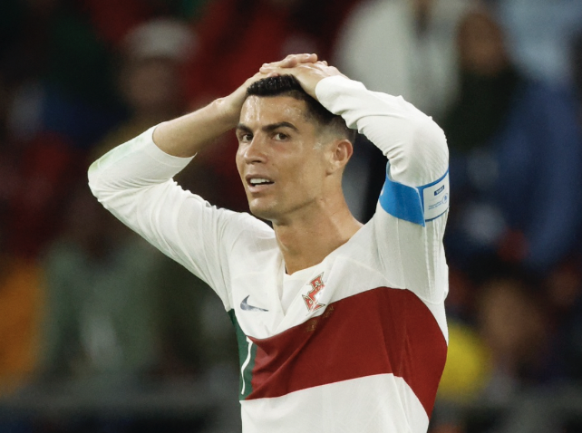 Ronaldo bị chấm thấp điểm nhất trận cuối vòng bảng - Bóng Đá