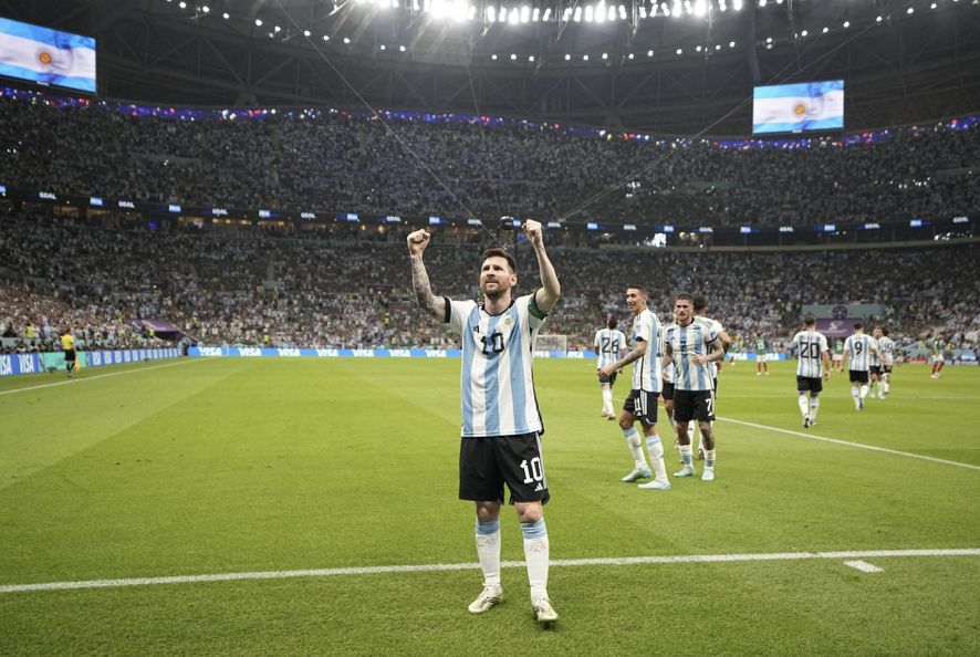 Messi trong hành trình từ ghét đến yêu của CĐV Argentina - Bóng Đá