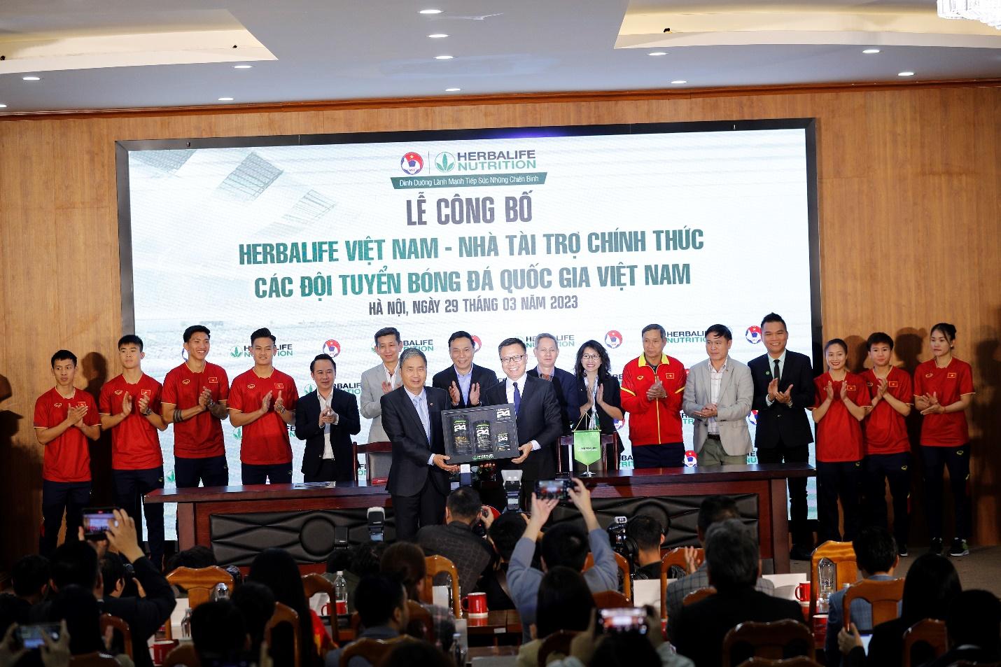 Lý do số lượng HLV mất việc cao kỷ lục ở Premier League - Bóng Đá