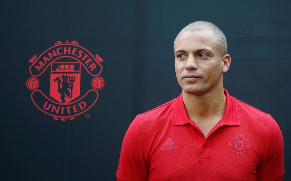 Wes Brown lâm vào cảnh phá sản. Ảnh: Reuters.