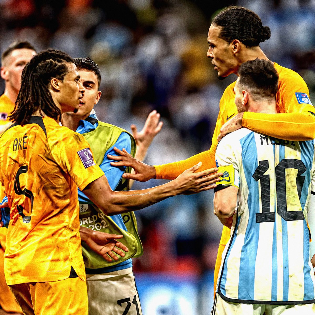 Van Gaal công kích Messi, dàn sao Hà Lan đồng loạt phản đối - Bóng Đá