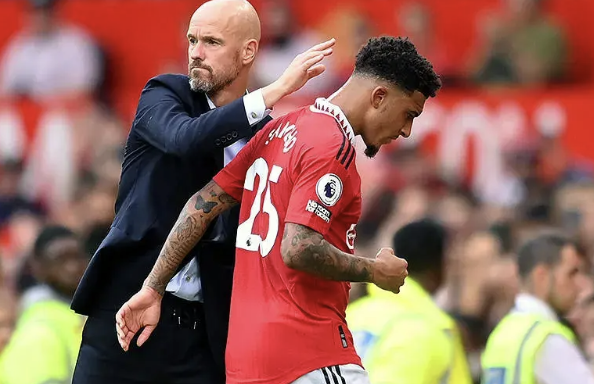 Phòng thay đồ Man United ủng hộ Ten Hag trong drama với Sancho.