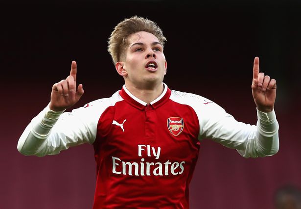 Emile Smith-Rowe, cầu thủ lập siêu phẩm vào lưới Atletico Madrid là ai? - Bóng Đá