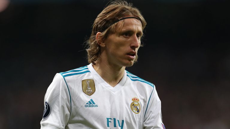 Real Madrid có nên giữ chân Luka Modric? - Bóng Đá