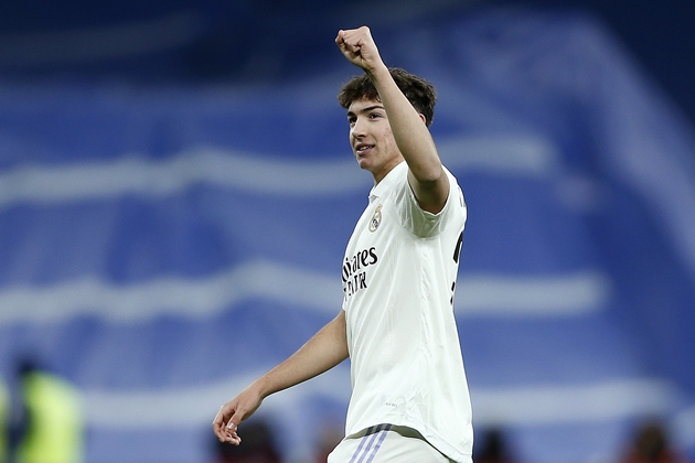 5 sao trẻ Real Madrid sẽ được lên đội Một - Bóng Đá