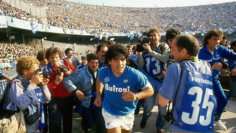Maradona được vinh danh tại đại hội thể thao sinh viên mùa hè 2019 - Bóng Đá
