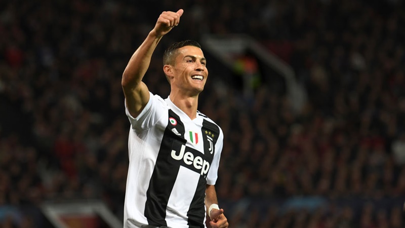 Sarri tiết lộ kế hoạch sử dụng Ronaldo - Bóng Đá