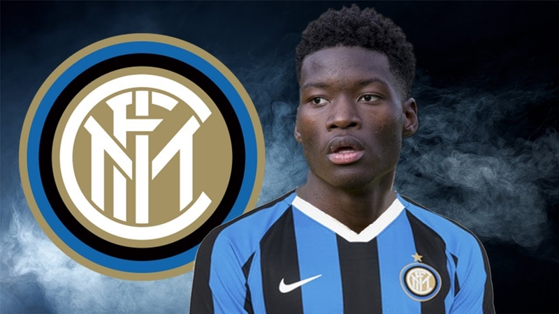Nhìn lại 9 gương mặt đã gia nhập Inter Milan vào mùa hè năm 2019 - Bóng Đá