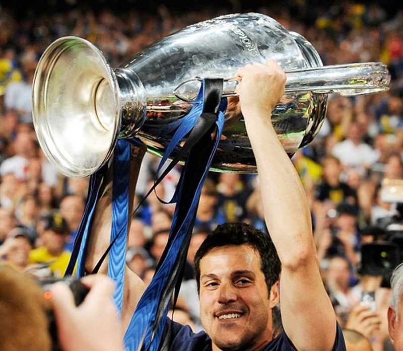 Bạn còn nhớ Julio Cesar, người hùng 1 thời của Inter Milan? - Bóng Đá