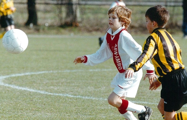 Sinh nhật Daley Blind - Bóng Đá