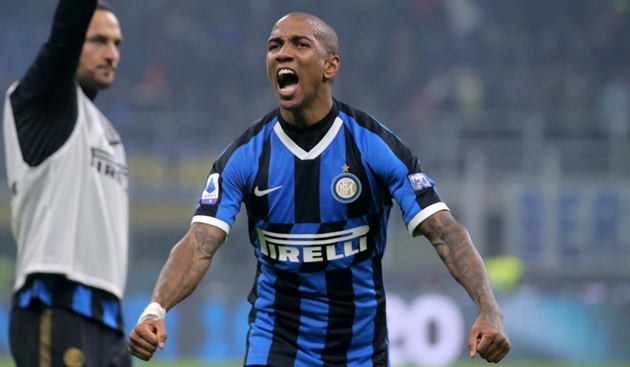 Fabrizio Romano nói về tương lai của Ashley Young và Victor Moses ở Inter Milan - Bóng Đá