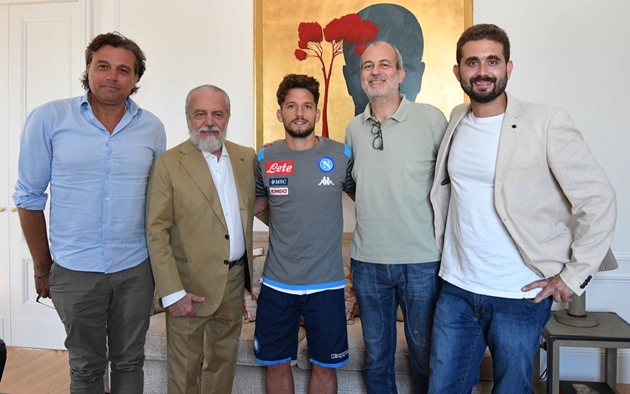 CHÍNH THỨC: Dries Mertens gia hạn hợp đồng với Napoli - Bóng Đá