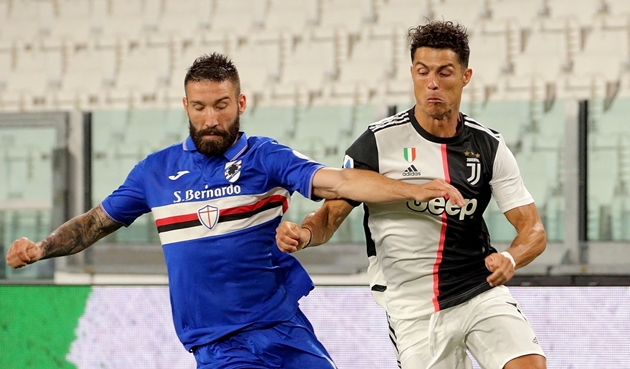 Ronaldo sút hỏng penalty; Juventus vô địch Serie A lần thứ 9 liên tiếp - Bóng Đá
