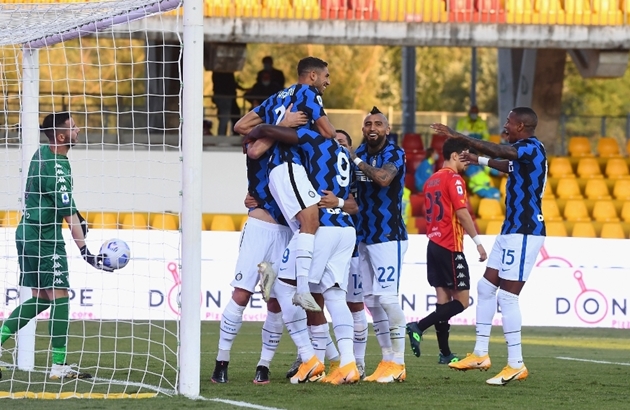 ảnh Inter Milan tập - Bóng Đá