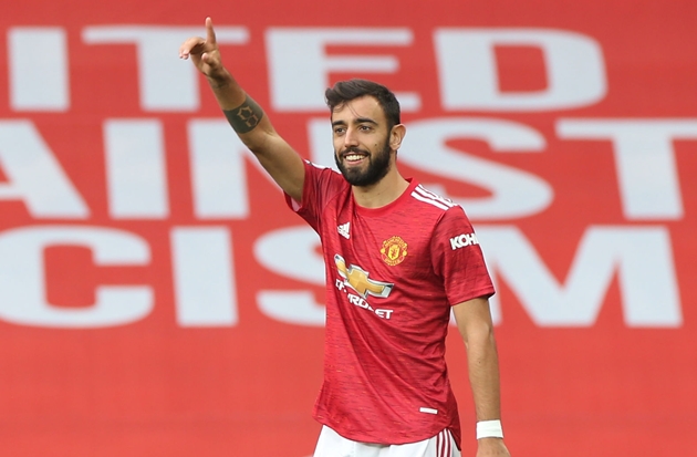 Luke Shaw tells new Manchester United signings to do what Bruno Fernandes did - Bóng Đá