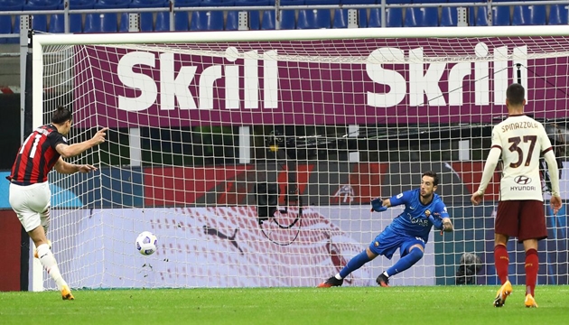 Lập cú đúp rồi mắc sai lầm, Ibrahimovic khiến Milan mất mạch trận toàn thắng - Bóng Đá