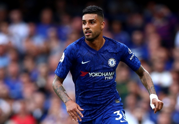 Chelsea and Napoli are reportedly in talks over a loan deal for Emerson Palmieri. - Bóng Đá