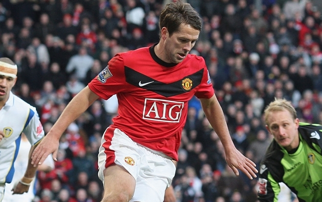 Cựu tiền đạo Michael Owen chuyển sang Stoke City vào năm 2012. Sau 1 mùa giải cống hiến cho The Potters, ông đã tuyên bố giải nghệ.