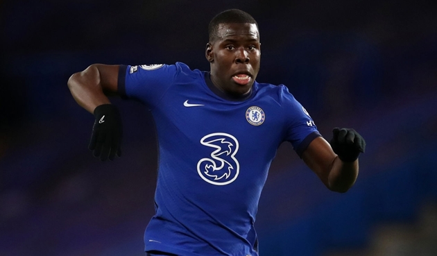 Trung vệ: Kurt Zouma. Theo thời gian, chàng trai người Pháp đã trở thành chốt chặn đáng tin cậy dưới thời HLV Frank Lampard.