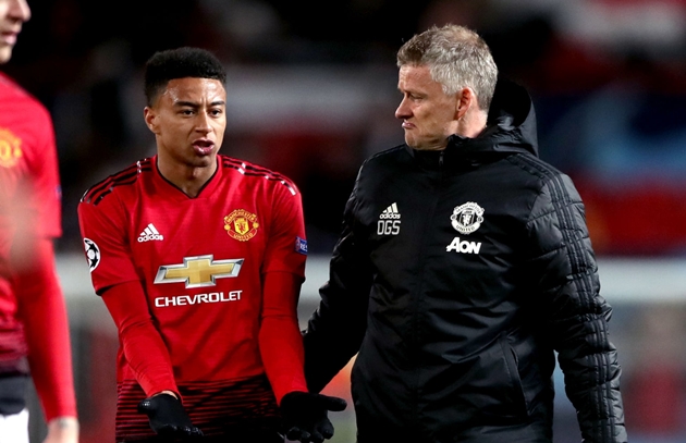 Jesse Lingard has an early chance to make loan pay off for Manchester United - Bóng Đá
