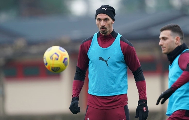 Ibra và Milan tập luyện - Bóng Đá