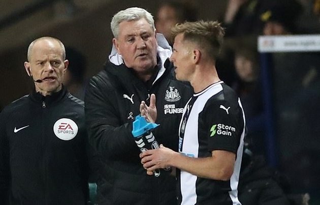 Steve Bruce reveals 'most disappointing thing' about row with Matt Ritchie at Newcastle United - Bóng Đá