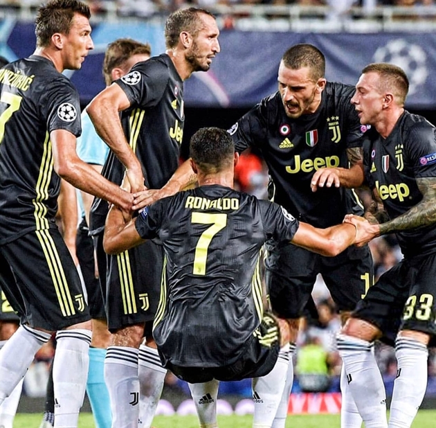 Hình ảnh này từng khiến nhiều Juventini xúc động.