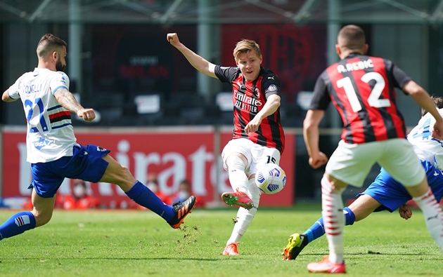 Hàng thủ "biếu" 1 bàn thắng, AC Milan hú vía trước Sampdoria