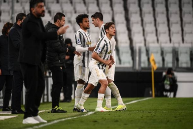 Phút thứ 69, Paulo Dybala được HLV Andrea Pirlo tung vào sân, thay thế cho Alvaro Morata.