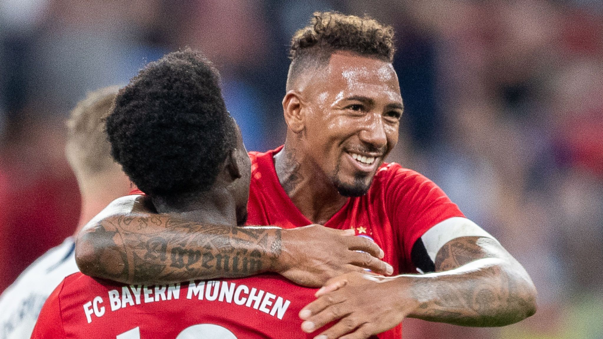 ARSENAL have stepped up their bid to sign Jerome Boateng from Bayern Munich by enquiring about a variety of options. - Bóng Đá