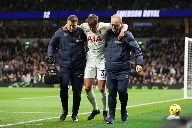 Hàng phòng ngự có thể giết chết Tottenham bất cứ lúc nào - Bóng Đá