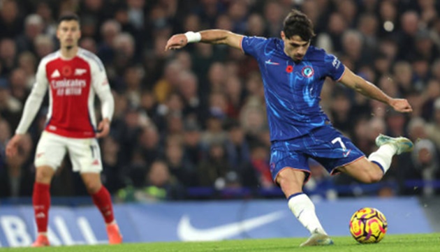 Gary Neville: “Neto quá tuyệt vời!”
