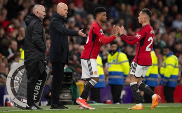 Erik ten Hag thành tâm điểm sau màn rực sáng của Amad Diallo