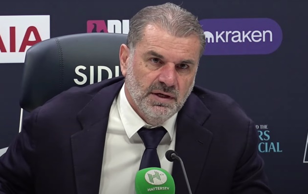 Postecoglou tự hào vì đội hình 'chắp vá' của Spurs thắng MU