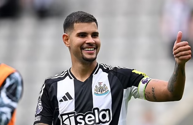 Newcastle đóng sập cửa chiêu mộ Guimaraes của Arsenal, Man City