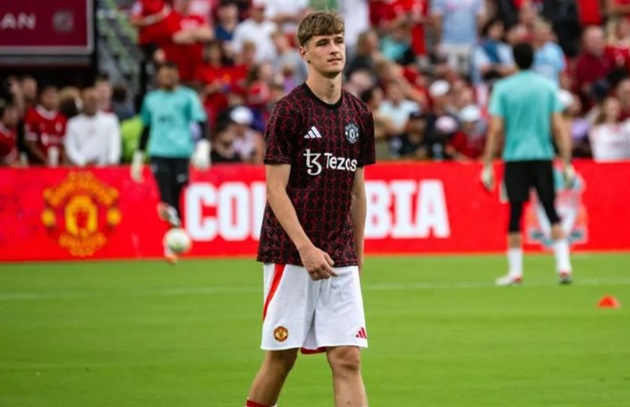 Ảnh bài viết Lập cú đúp, con trai huyền thoại M.U gửi thông điệp đến Ten Hag