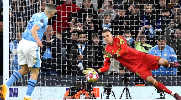 Quyết định khiến Real Madrid bật ngửa, Premier League sục sôi