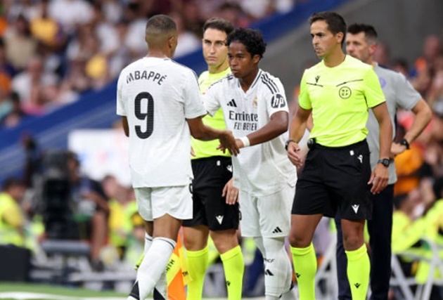 5 điểm nhấn Real Madrid 3-0 Real Valladolid: Nỗi nhớ Toni Kroos; Endrick lu mờ Mbappe