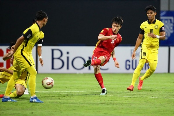 4 nhân tố chơi tốt nhất trận của ĐT Việt Nam trong trận Malaysia - Bóng Đá