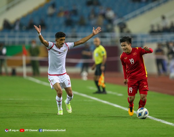 3 nhân tố ĐT Việt Nam thi đấu tốt trong trận gặp Oman - Bóng Đá