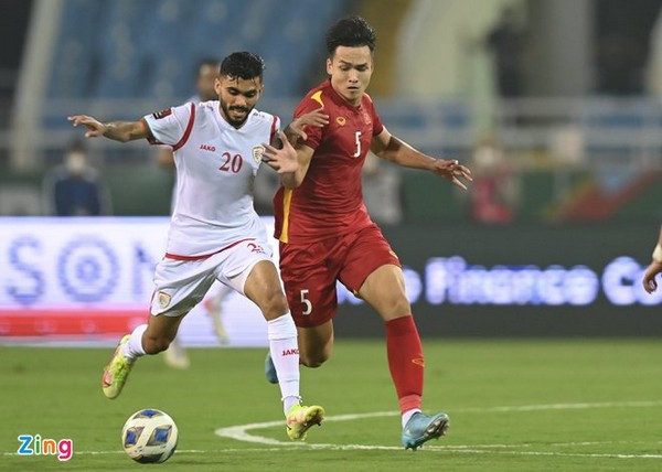 3 nhân tố ĐT Việt Nam thi đấu tốt trong trận gặp Oman - Bóng Đá