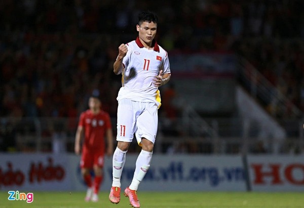 5 điểm nhấn ĐT Việt Nam 2-0 Afghanistan: Khẩu sút mới; Cơn đau đầu của thầy Park - Bóng Đá