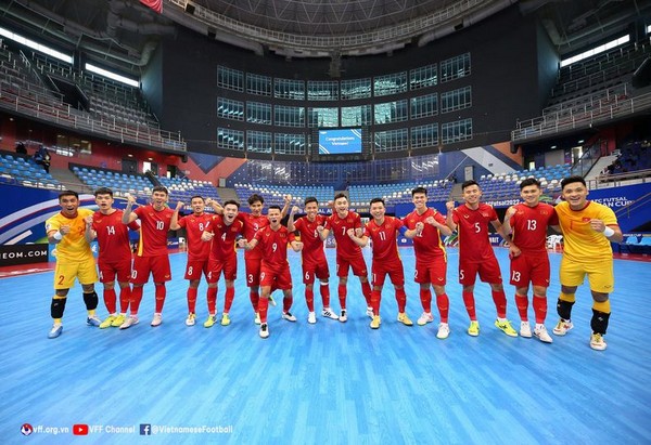Thầy Park đàm phán hợp đồng mới; Futsal Việt Nam vào tứ kết châu Á - Bóng Đá